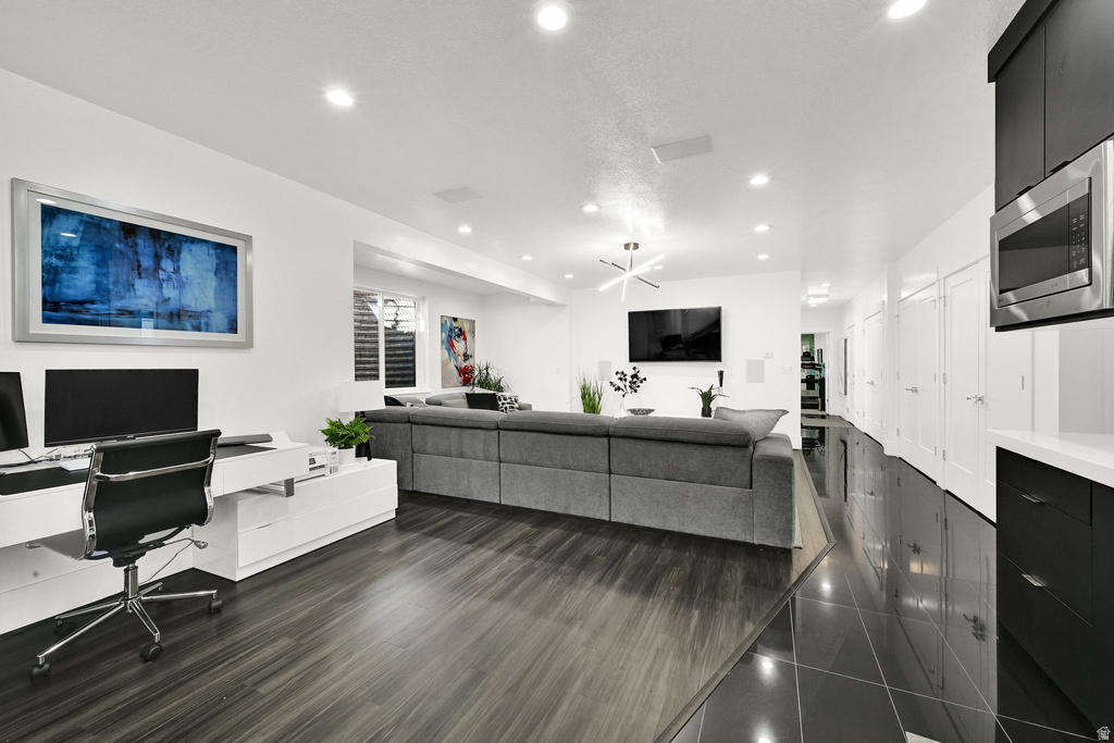 6045 HIDDEN HILLS Mountain Green, UT 84050