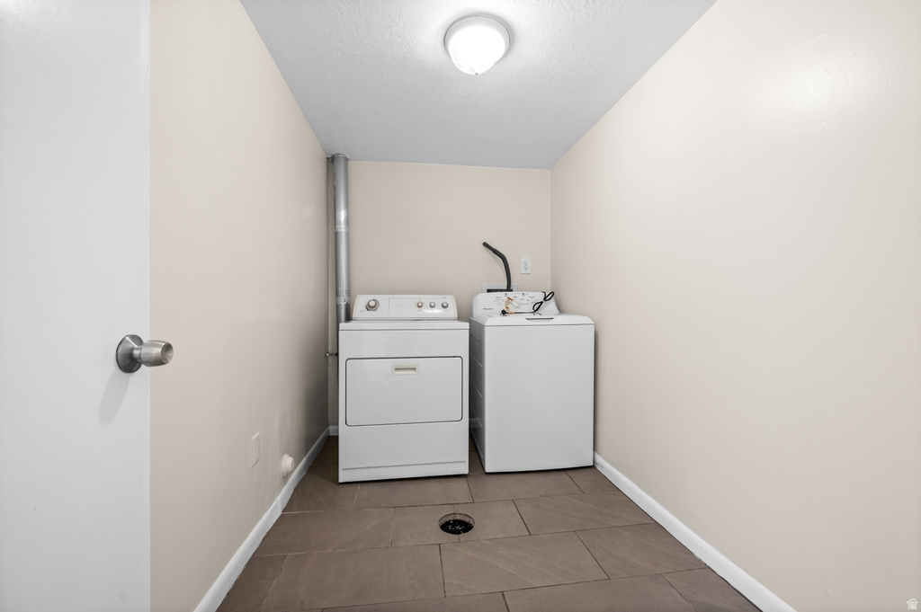 1420 E SPRING LN Holladay, UT 84117