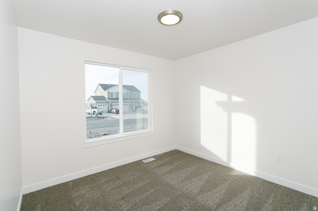 8214 N LAKESHORE DR Lake Point, UT 84074