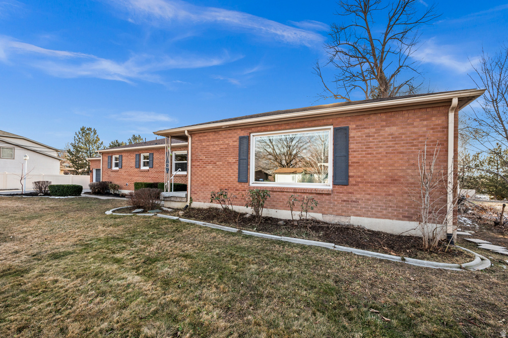 1420 E SPRING LN Holladay, UT 84117