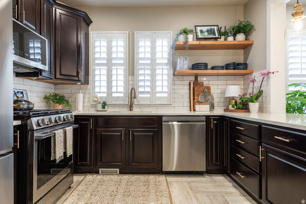 5047 W BLACK TWIG DR South Jordan, UT 84009