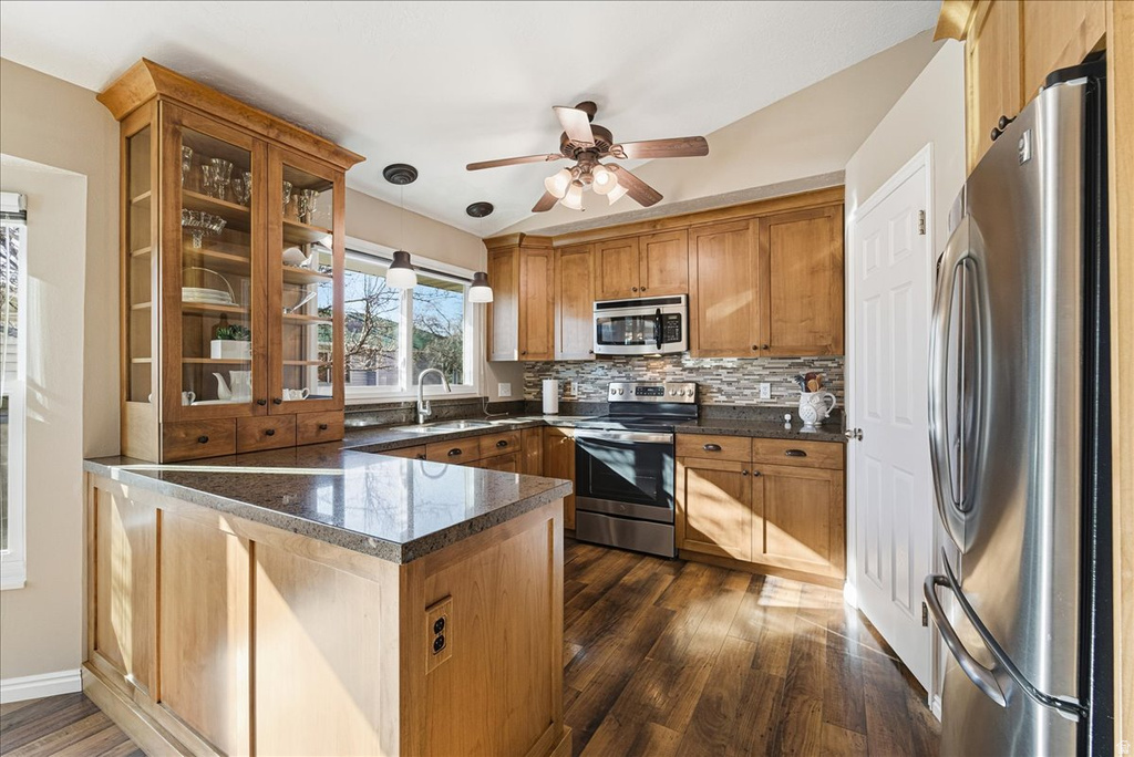 2519 W BENNION PINES CT Taylorsville, UT 84129