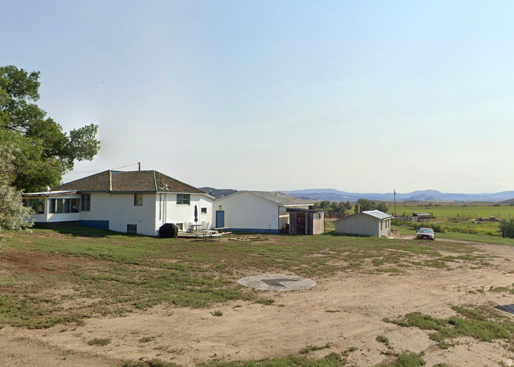 305 S YLINCHETA LN Manila, UT 84046