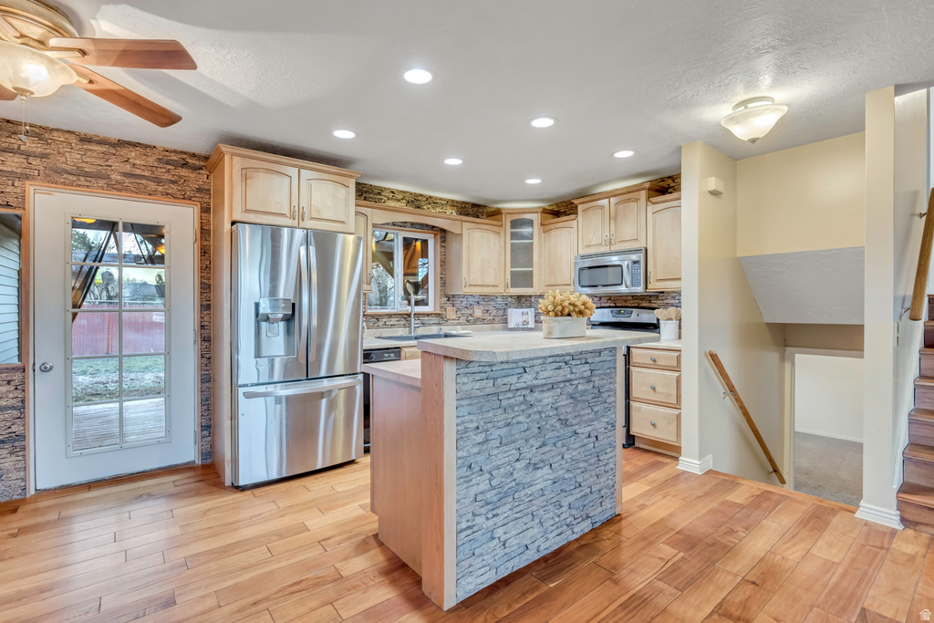 4021 W 5625 S Roy, UT 84067