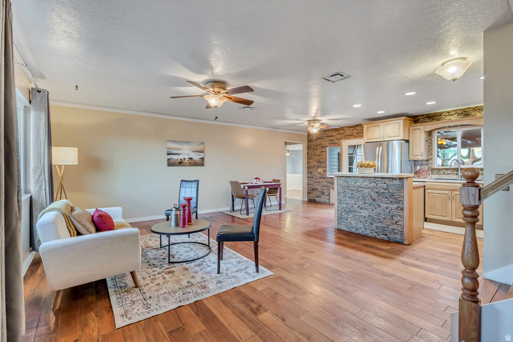 4021 W 5625 S Roy, UT 84067