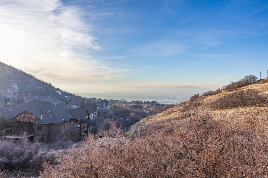 407 E HIDDEN LAKE DR Bountiful, UT 84010