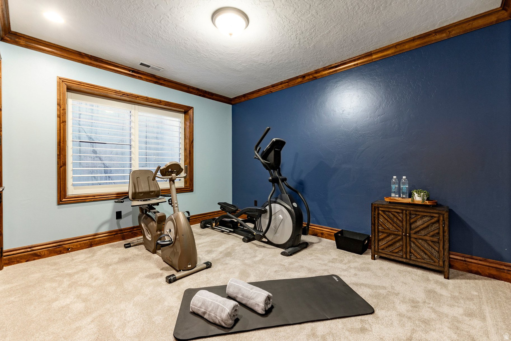 407 E HIDDEN LAKE DR Bountiful, UT 84010