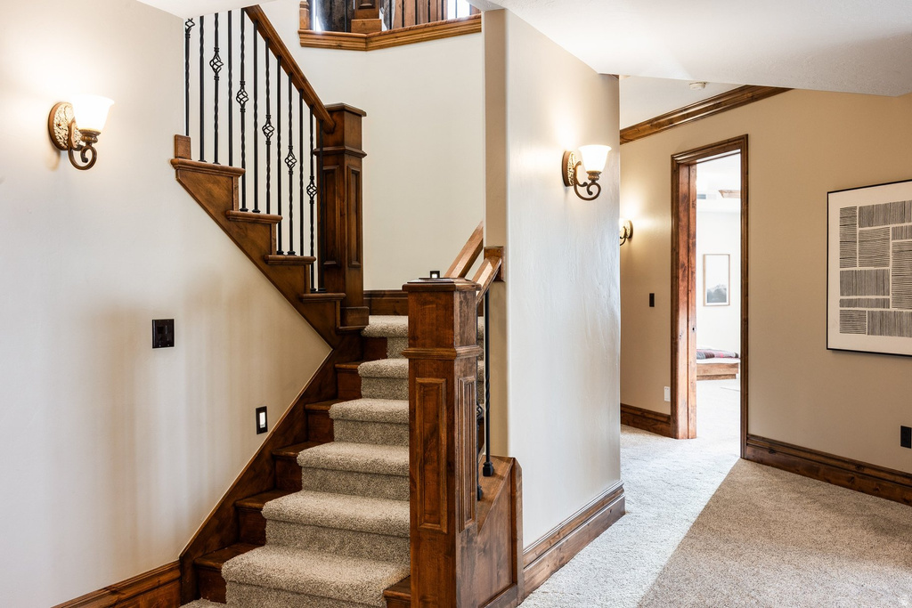 407 E HIDDEN LAKE DR Bountiful, UT 84010