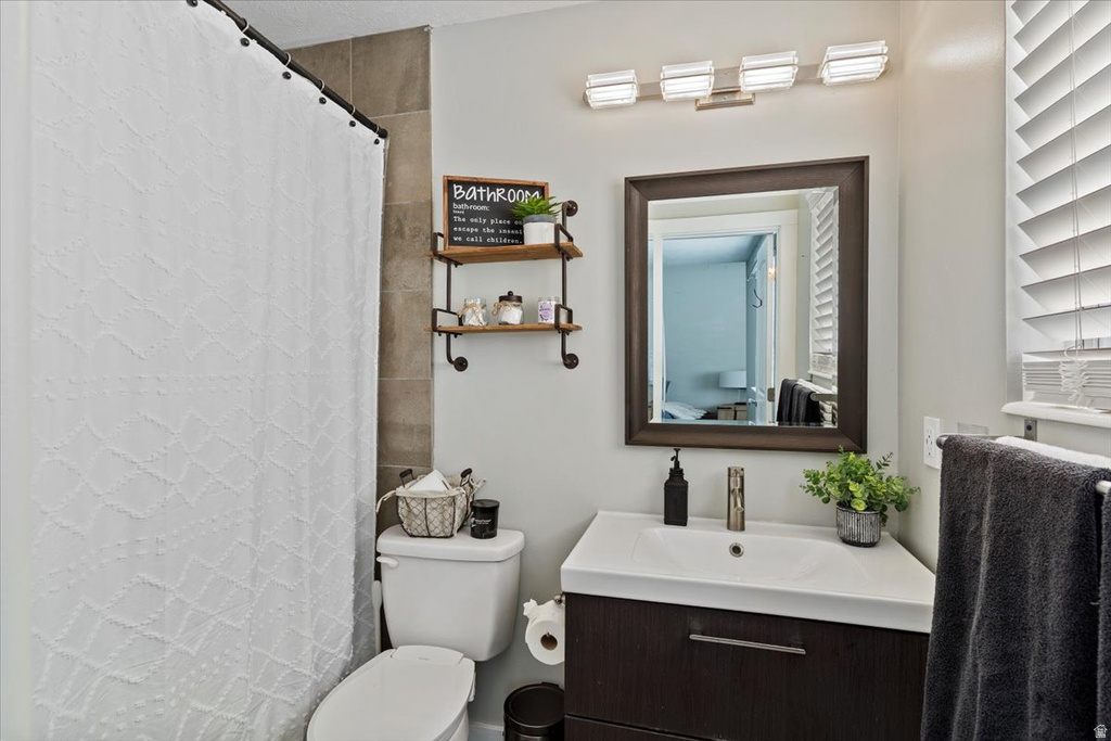 1120 E 2200 N Layton, UT 84040