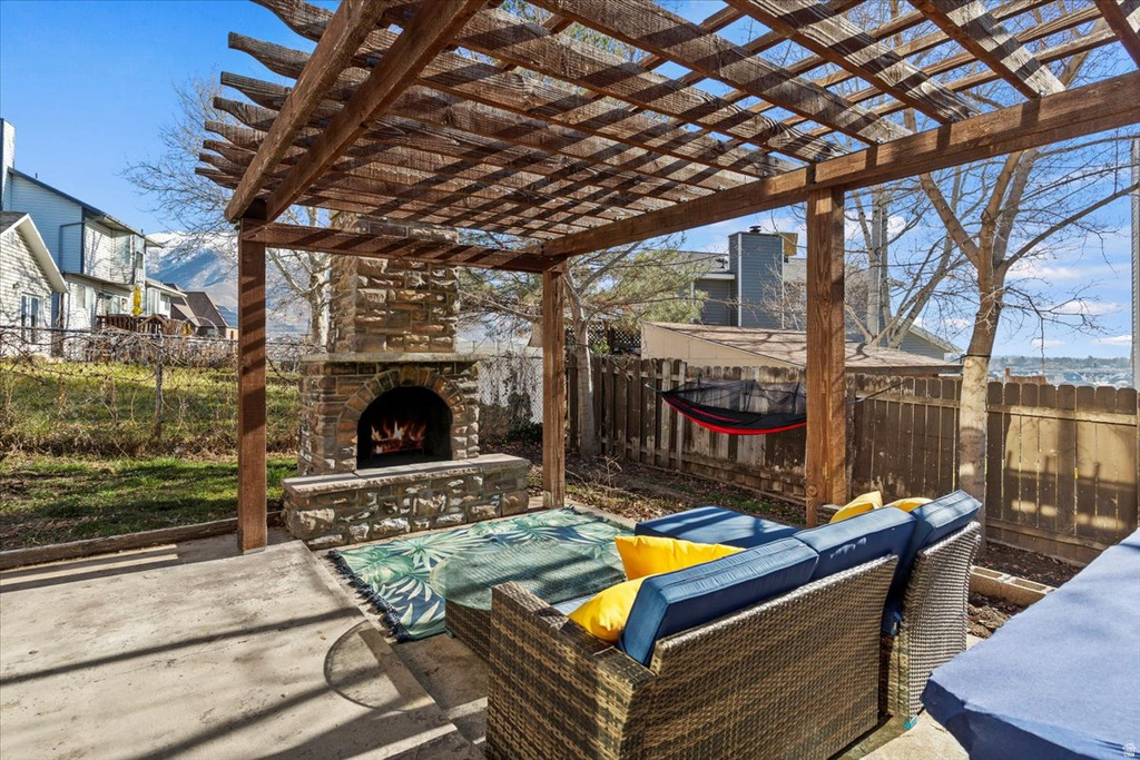 1120 E 2200 N Layton, UT 84040