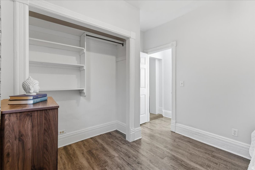 936 E PLACE Salt Lake City, UT 84102