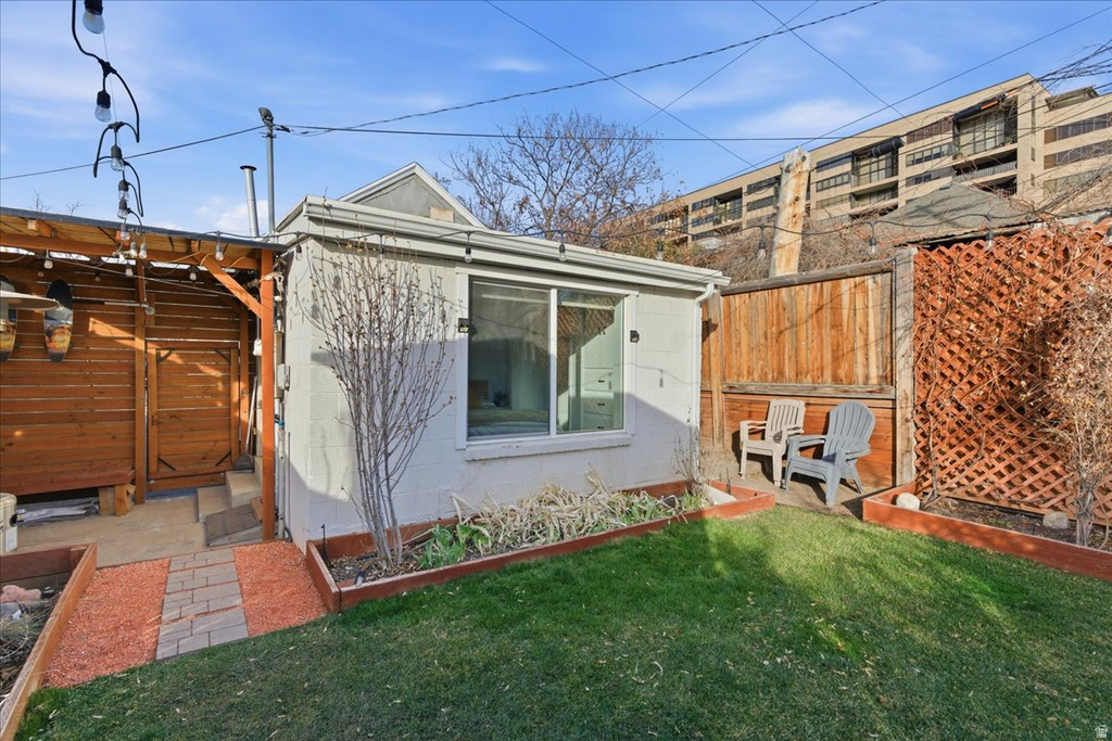 936 E PLACE Salt Lake City, UT 84102