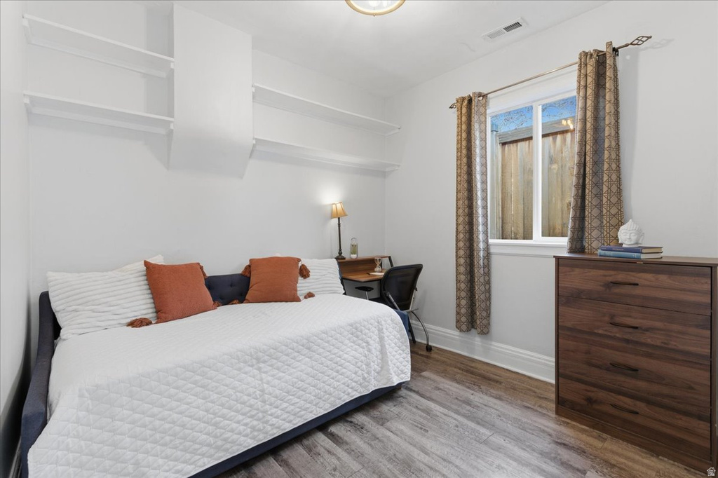 936 E PLACE Salt Lake City, UT 84102