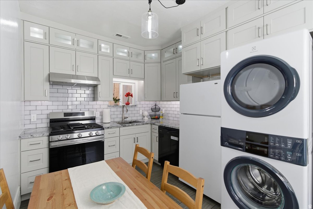 936 E PLACE Salt Lake City, UT 84102