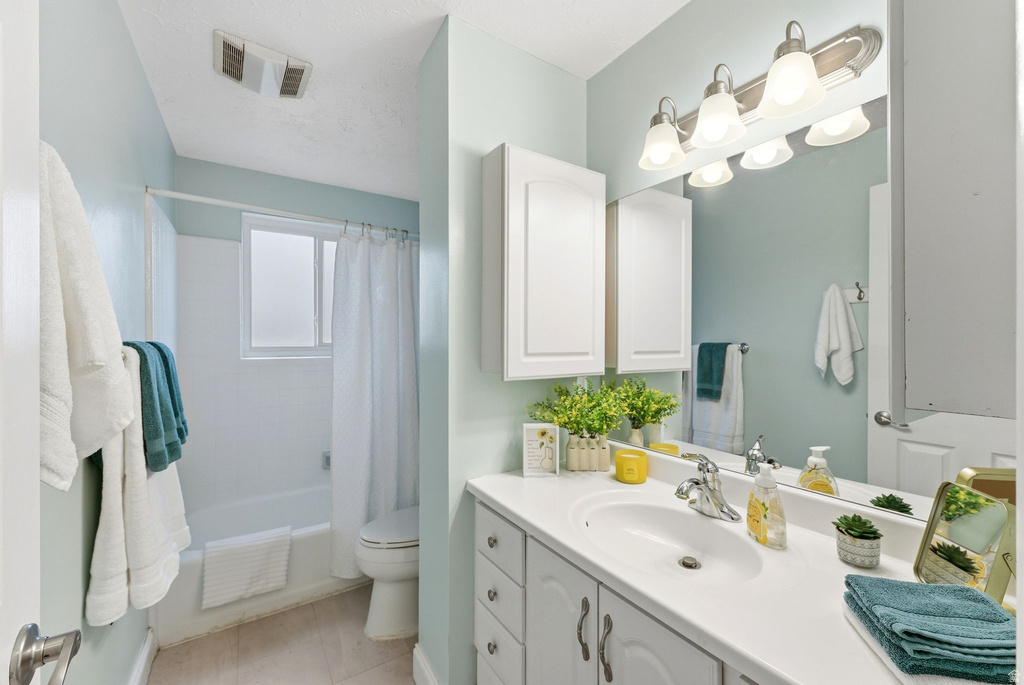 111 E 550 CIR Farmington, UT 84025