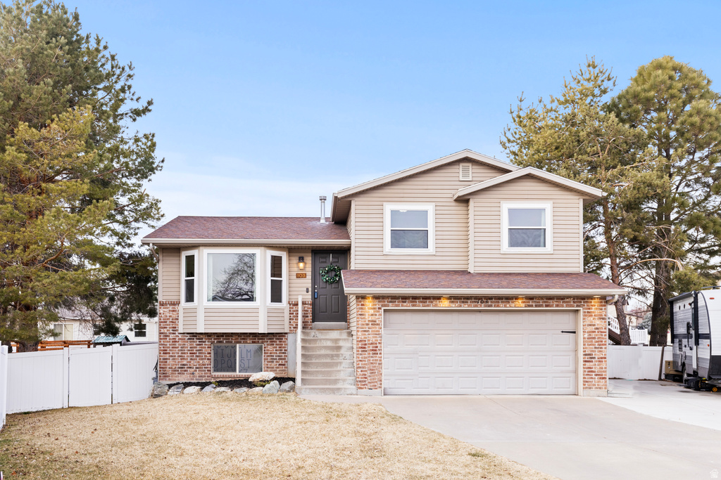 103 E 1250 N Layton, UT 84041