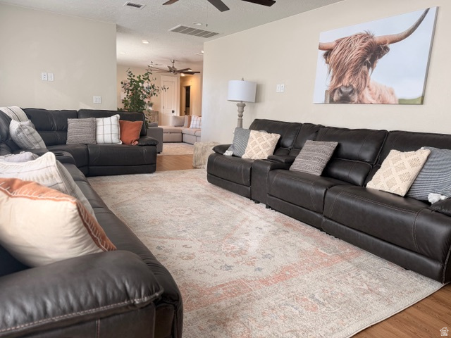 1442 W DIAMOND VALLEY DR St George, UT 84770