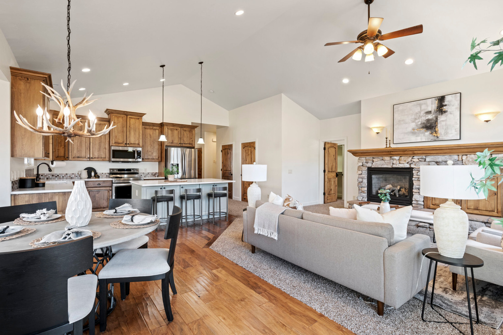 1353 N MONTREUX DR Midway, UT 84049