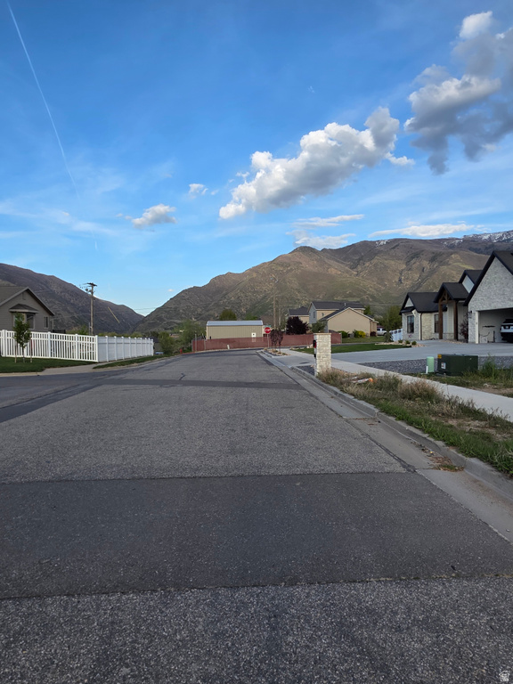 1873 E 7600 S South Weber, UT 84405