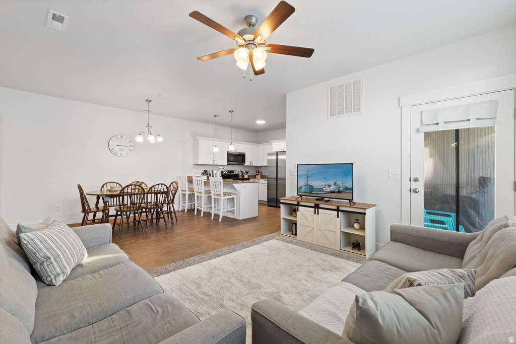 937 W BIG BEN LN #202 Saratoga Springs, UT 84045