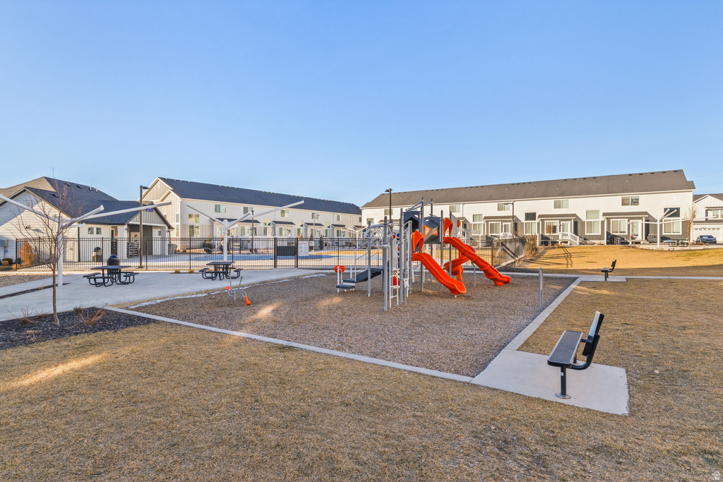 937 W BIG BEN LN #202 Saratoga Springs, UT 84045