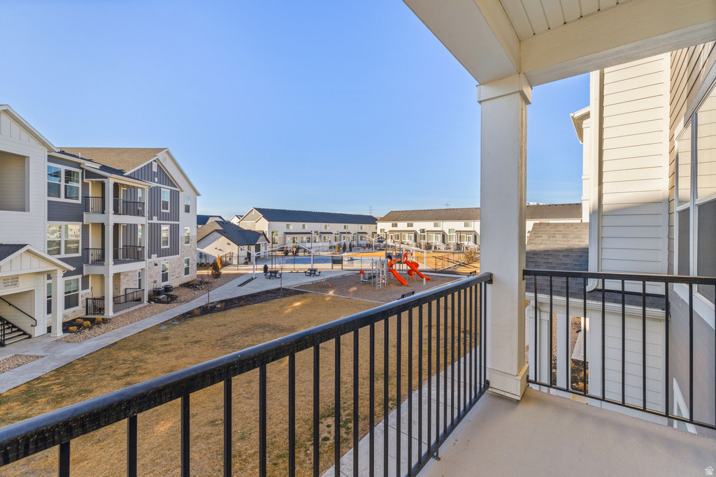 937 W BIG BEN LN #202 Saratoga Springs, UT 84045