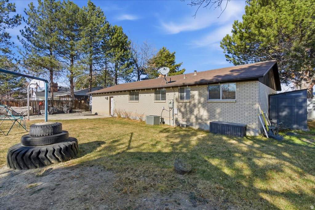 2567 SHARRON DR Taylorsville, UT 84129