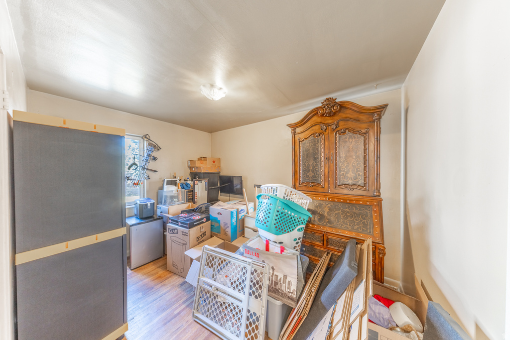 44 W WASHINGTON AVE Murray, UT 84107