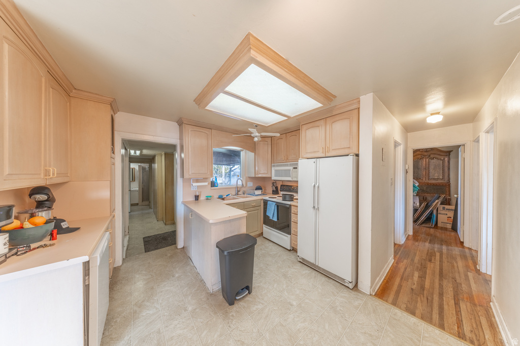 44 W WASHINGTON AVE Murray, UT 84107