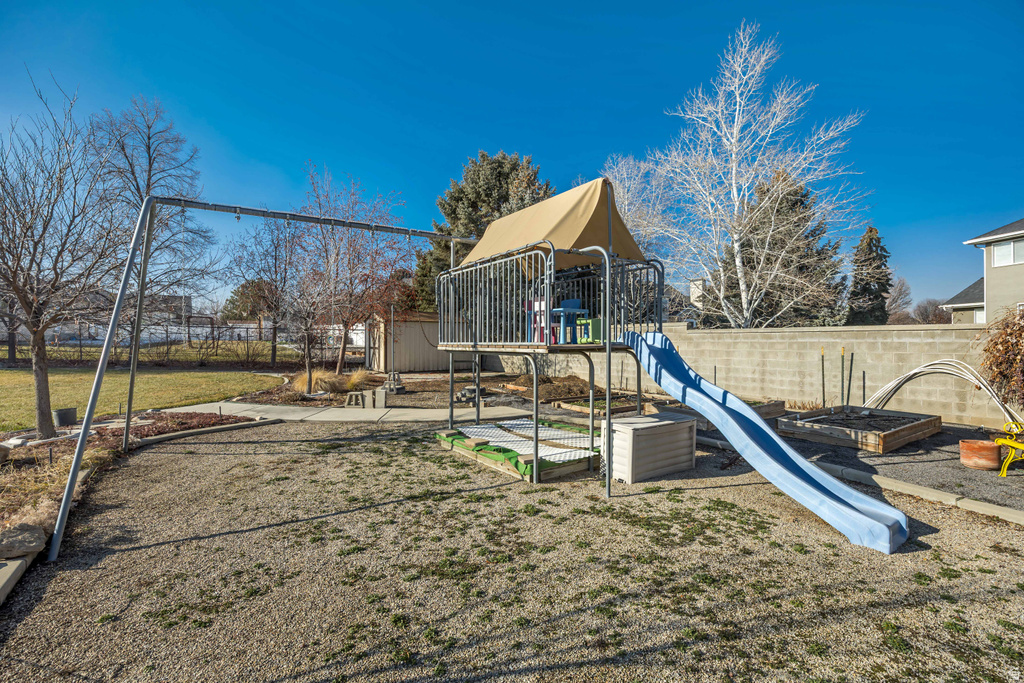 1388 W PALMER PARK LN South Jordan, UT 84095