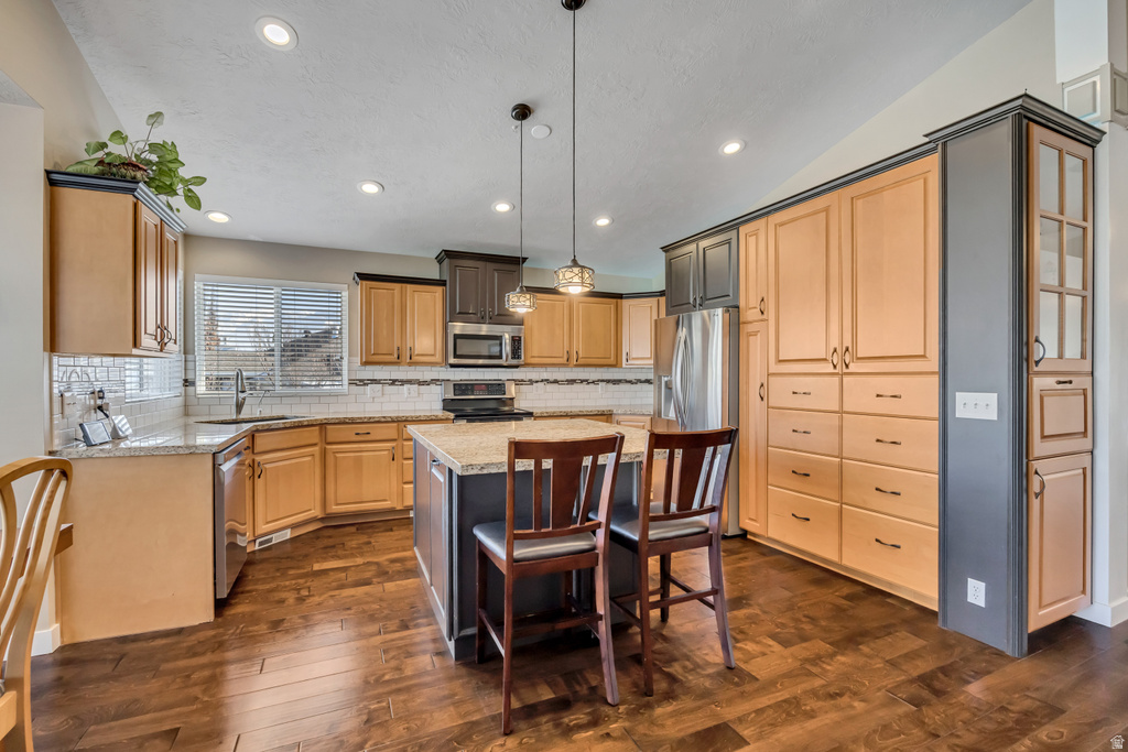 1388 W PALMER PARK LN South Jordan, UT 84095