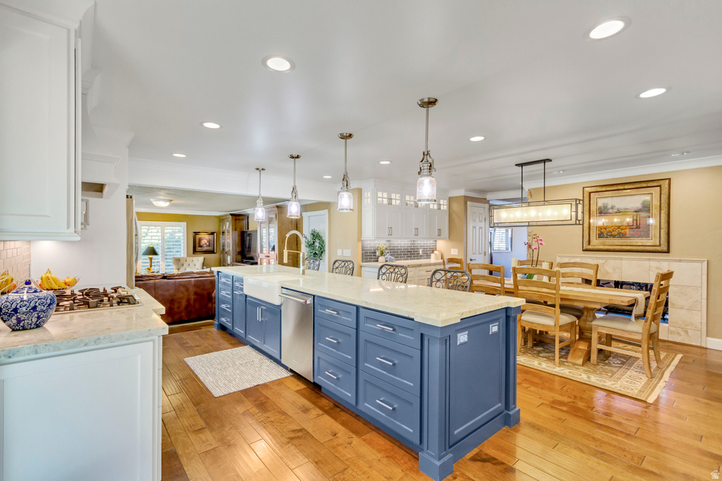 1900 E 5685 S Holladay, UT 84121