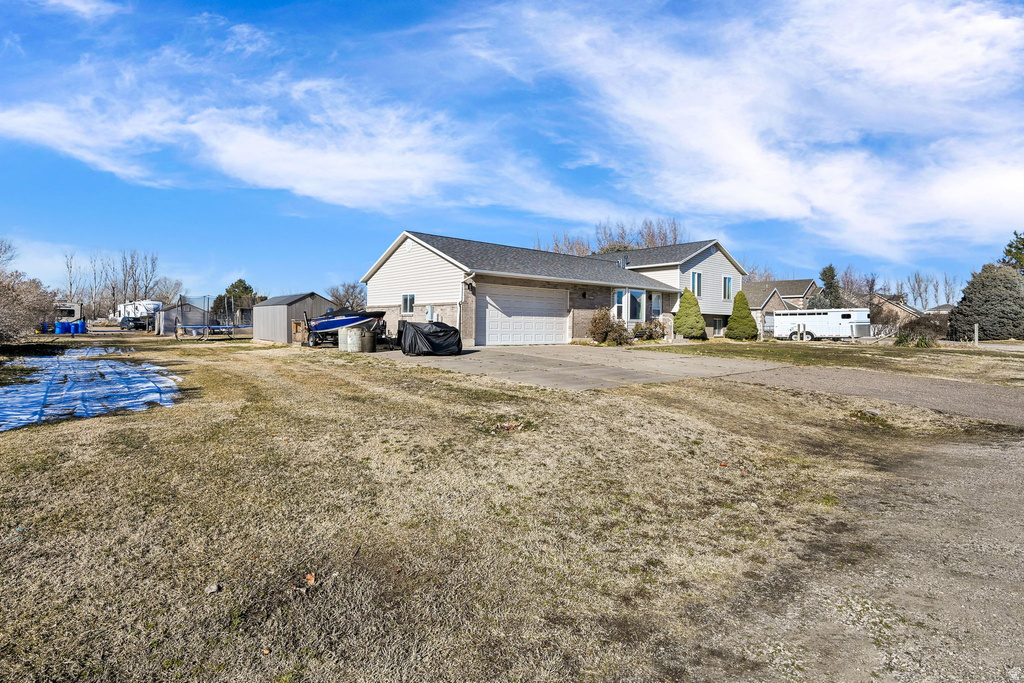 3917 S 3850 W West Haven, UT 84401