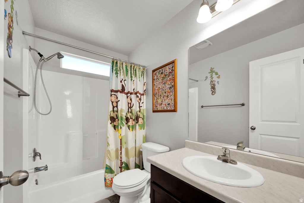 895 N PETRO DR Tooele, UT 84074