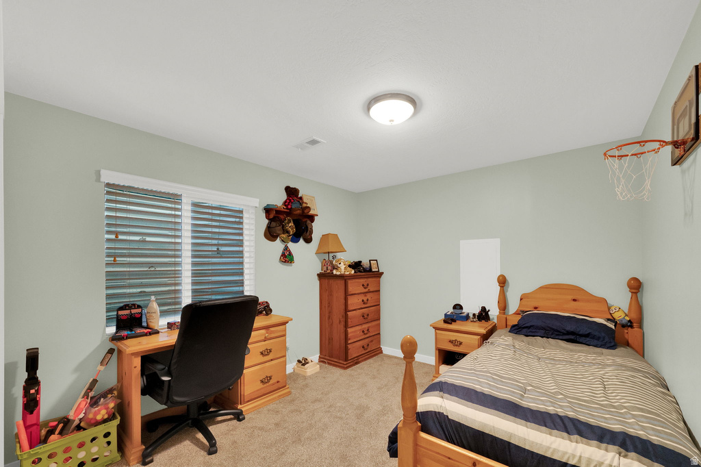 895 N PETRO DR Tooele, UT 84074