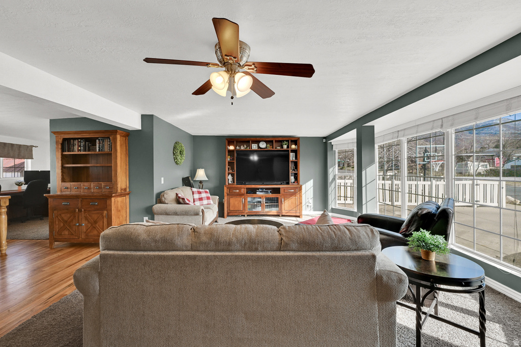 295 E 500 N Kaysville, UT 84037