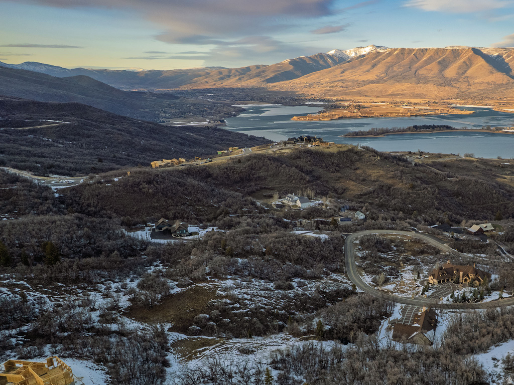 5824  SNOW BASIN RD Huntsville, UT 84317