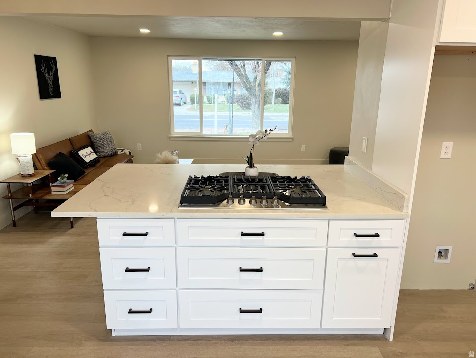 8343 S MONROE ST Midvale, UT 84047