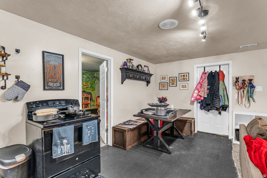 9390 N CANYON WASH DR Eagle Mountain, UT 84005