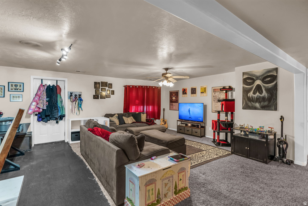 9390 N CANYON WASH DR Eagle Mountain, UT 84005