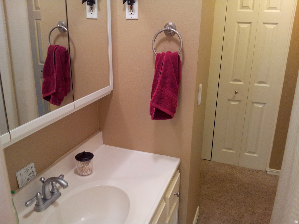 2156 E FALCON WAY Sandy, UT 84093