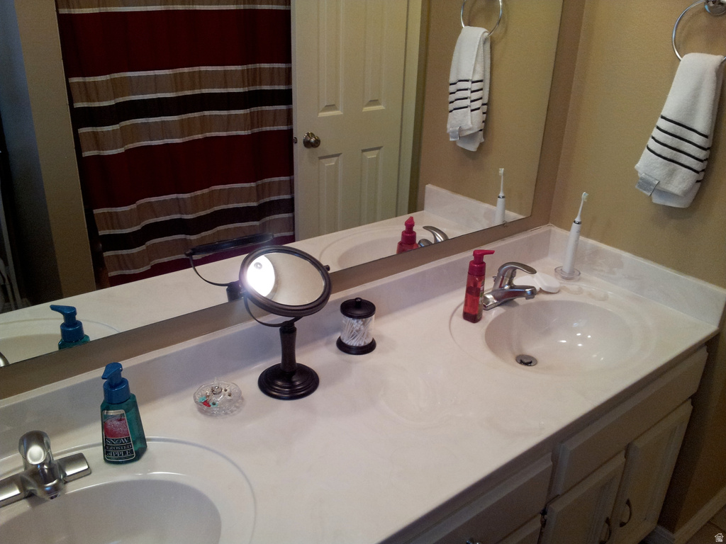 2156 E FALCON WAY Sandy, UT 84093