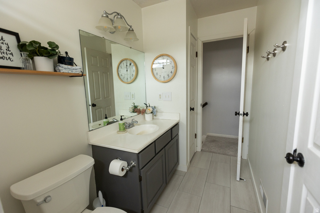 1099 E 2125 N Layton, UT 84040