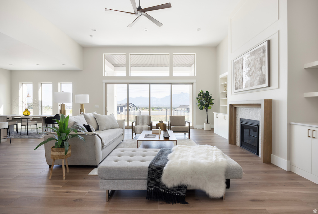 3232 W JAYDEN MAE DR Bluffdale, UT 84065