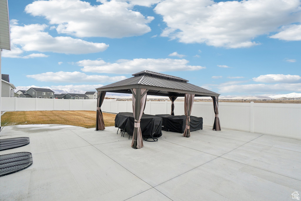 2041 E GRANITE LN Eagle Mountain, UT 84005