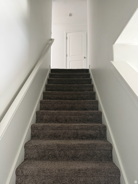 1056 E WATERWAY LN Saratoga Springs, UT 84045