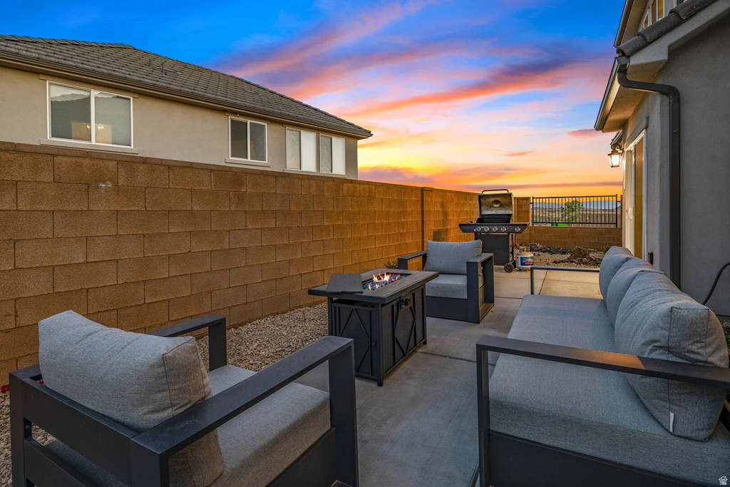 1342 N MARFIL WAY photo 4