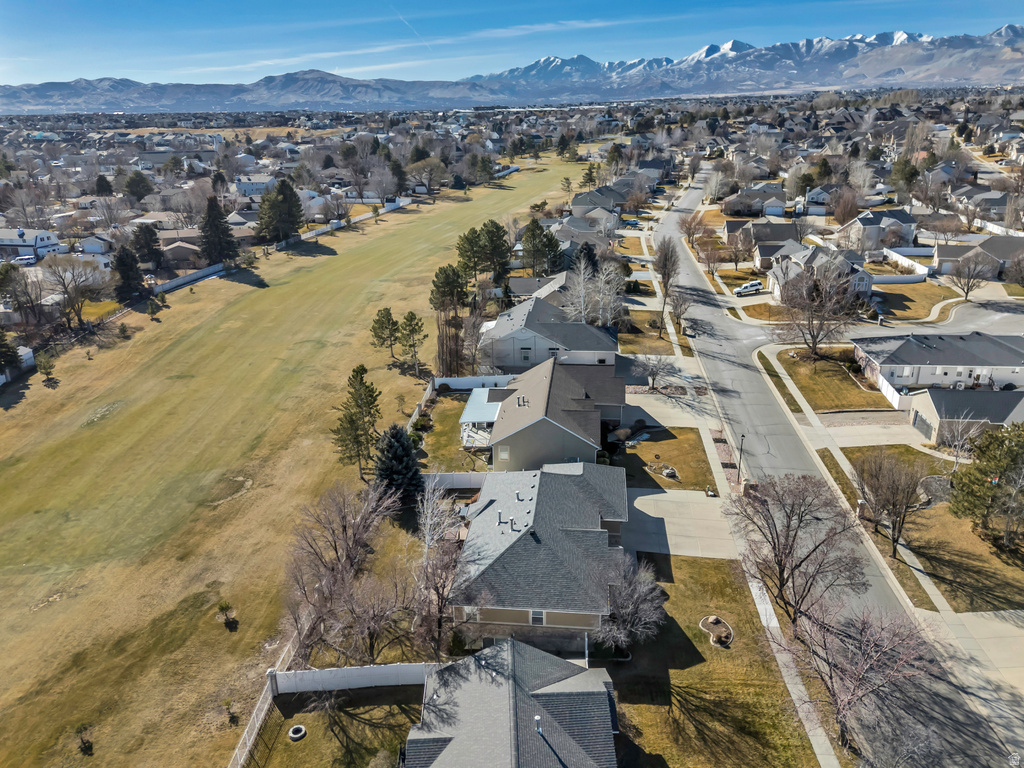 9843 S TEE BOX DR South Jordan, UT 84009