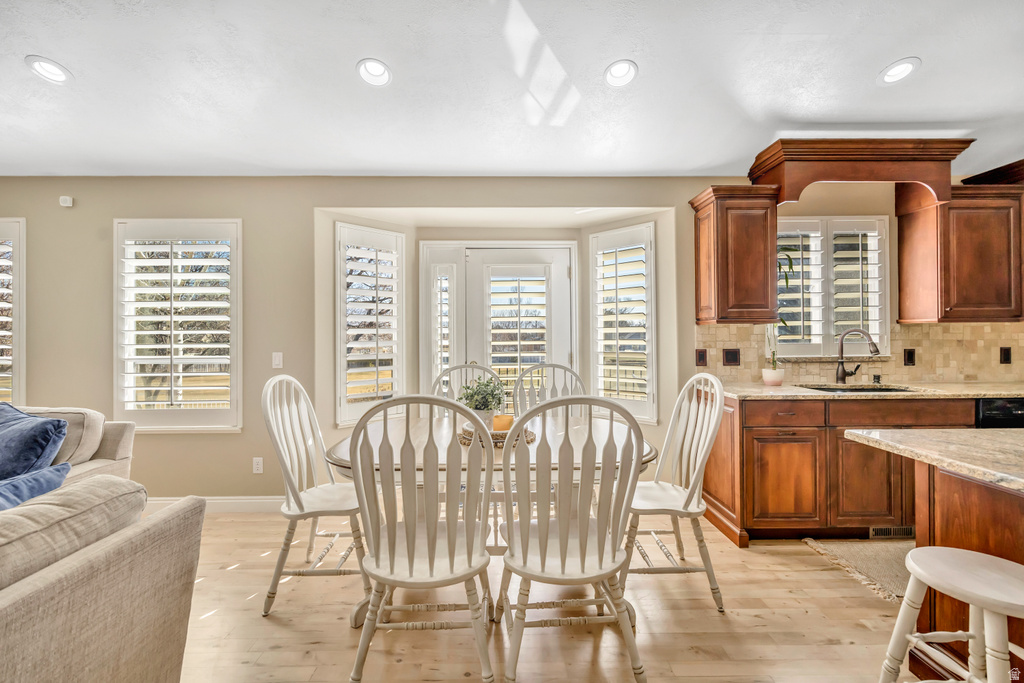 9843 S TEE BOX DR South Jordan, UT 84009