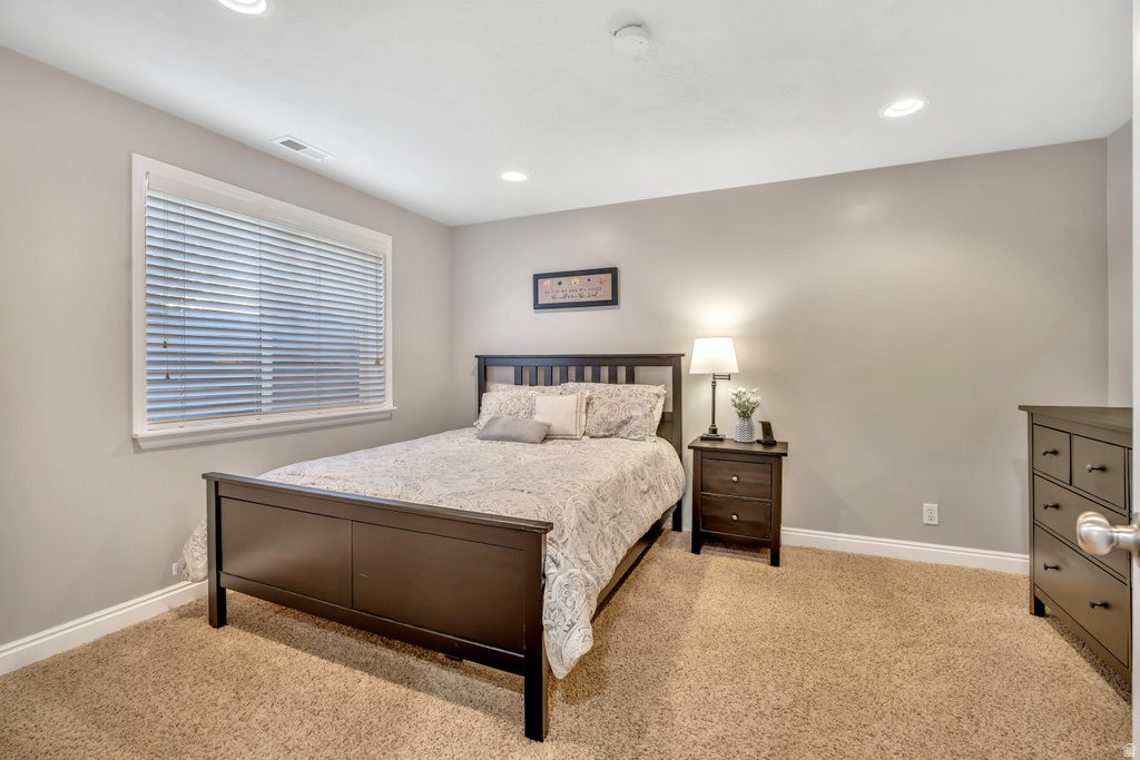 9843 S TEE BOX DR South Jordan, UT 84009